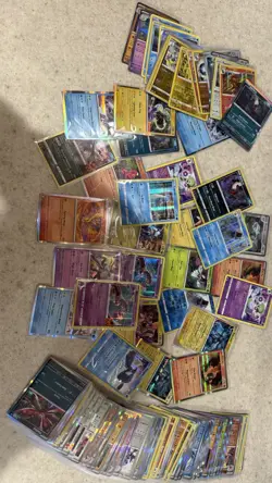 BlackStar Pokemon Cards 4 Pack Lot Holo Reverse Holo, Basic. One Holo guaranteed - Image 1