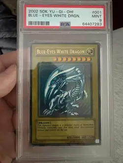 PSA 9 - Yugioh - Blue-Eyes White Dragon - SDK-001 - English - Ultra Rare - Image 1