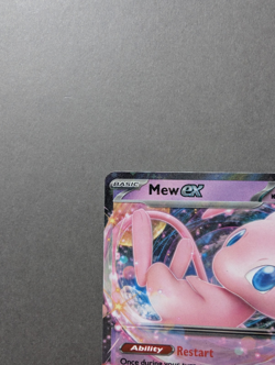 Mew ex 151/165 Pokemon TCG 151 Double Holo Rare English - Image 2