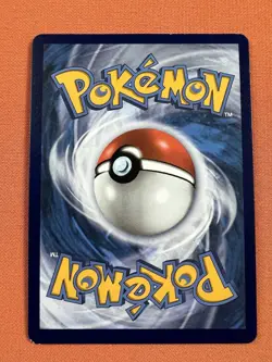 NM-/LP+ Umbreon Gold Star - Celebrations: Classic Collection Pokemon TCG 25th - Image 2