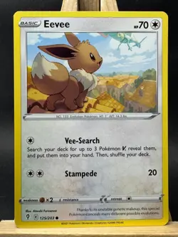 Eevee Rayquaza Flying Common Pokemon TCG SWSH07: Evolving Skies 125/203 NM - Image 1