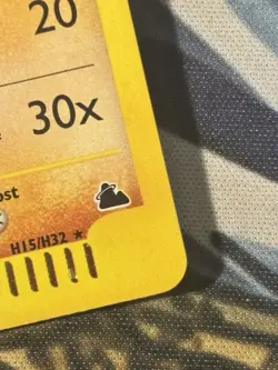 Pokemon TCG Machamp H15/H32 Skyridge Holo Rare 2003 Vintage Near Mint - Image 5