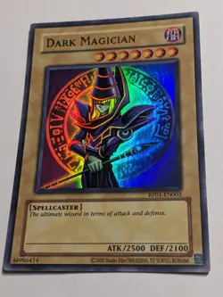 Yu-Gi-Oh! TCG Dark Magician Retro Pack RP01-EN003 Unlimited Edition Super Rare - Image 2