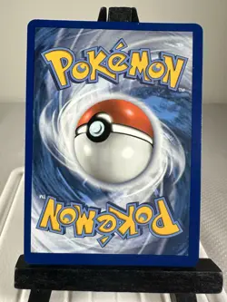 Pokemon TCG Mew VMAX 114/264 Fusion Strike Ultra Rare Holo SWSH08 NM - Image 2