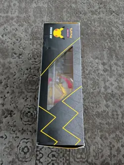 Pokemon TCG Celebrations Premium Figure Collection PIKACHU VMAX Box Brand New! 820650809408 - Image 4