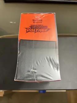 Pokemon TCG Vivid Voltage Elite Trainer Box ETB BRAND NEW SEALED - Image 4