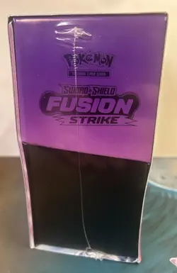 Nintendo Pokemon TCG: Sword & Shield Fusion Strike Elite Trainer Box 820650809330 - Image 4