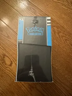 Pokemon TCG Scarlet & Violet Black Bolt Elite Trainer Box Damaged - Image 2