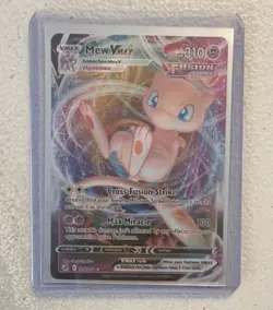 Pokemon Mew VMAX Ultra Rare Holo 114/264 Swsh08 Fusion Strike 310HP Card - Image 1