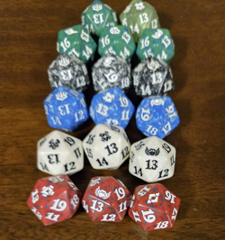 Lot Of 17 Magic The Gathering Spin down Dice - Image 2