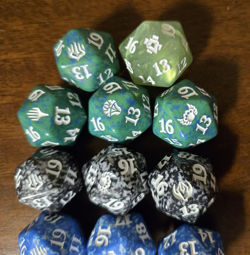 Lot Of 17 Magic The Gathering Spin down Dice - Image 3