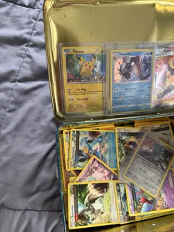 Pokemon Lunch box Lot 112 cards OLD HOLO/REVERSE HOLO/ FULL ART - Image 2