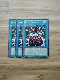 Yu-Gi-Oh! - Brain Control 3X - Full Playset - Image 1