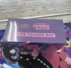 Pokemon TCG - Fusion Strike - Elite Trainer Box (ETB) - Sealed, Brand New READ - Image 2