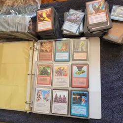 Very Old 90's MAGIC CARDS COLLECTION BINDER -8 Pages of Cards & 1000 bulk MTG - Image 2