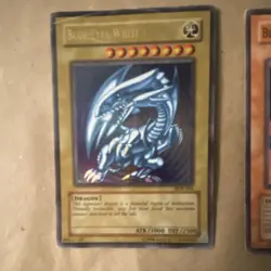 Konami Blue-Eyes White Dragon & Blue-Eyes Toon Dragon Yu-Gi-Oh! SDK English - Image 4