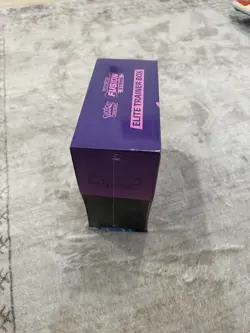 Pokemon TCG Sword & Shield-Fusion Strike Elite Trainer Box Tear On Side 820650809330 - Image 3