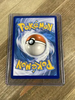 Pokemon TCG Aegislash VMAX Vivid Voltage 190/185 Holo Secret Rare NM - Image 2