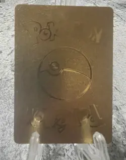 Charizard VMAX Gold Foil Pokemon Card (330hp) - Image 2