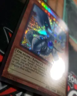 BLUE-EYES SHINING DRAGON SECRET RARE LCKC-EN008 YUGIOH! NM - Image 2