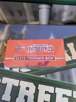 BATTLE STYLES ELITE TRAINER BOX ETB STRIKE URSHIFU FACTORY SEALED - POKEMON TCG - Image 4