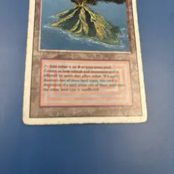 Volcanic Island, Magic the Gathering card revised edition, heavy play condition - Image 3