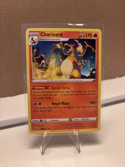 Charizard Pokemon TCG 025/185 Non Holo Rare Sword & Shield Vivid Voltage - Image 3