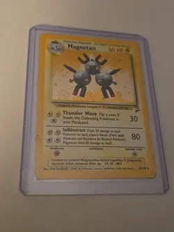 Vintage 1999 Base Set 2 Magneton Holographic Pokemon Card Rare 9/130 - Image 2