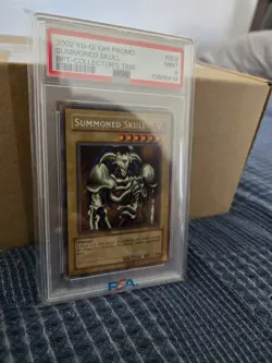 2002 Yu-Gi-Oh! Summoned Skull BPT-002 Collector's Tin Promo Foil PSA 9 - Image 3