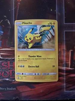 Pokemon - Pikachu SM81 Holo Promo Sun & Moon - Image 2
