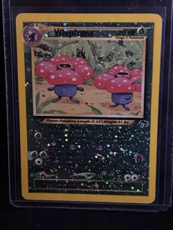 2001 Pokemon Southern Islands Vileplume 8/18 Reverse Holo - NM/LP - Image 1