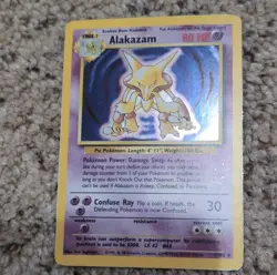 Pokemon Alakazam Base Set Holo Rare 1/102 80 HP Stage 2 Confuse Ray - Image 1
