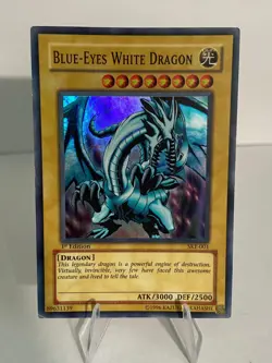 Yugioh - Blue-Eyes White Dragon SKE-001 Super Rare 1st Edition - HP/MP - Image 1