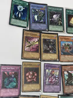 yugioh cards lot 230+ mixed Lot First Edition 1996 HOLO - Image 4