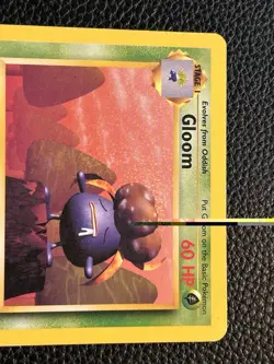 Gloom 37/64 Jungle Regular 1st Edition Pokemon Card TCG - Image 2