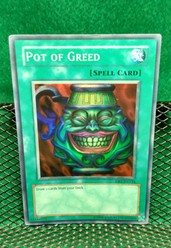 Yugioh! - Pot of Greed DB1-EN134 - Dark Beginning Vol. 1 Super Rare - NM/MINT! - Image 2