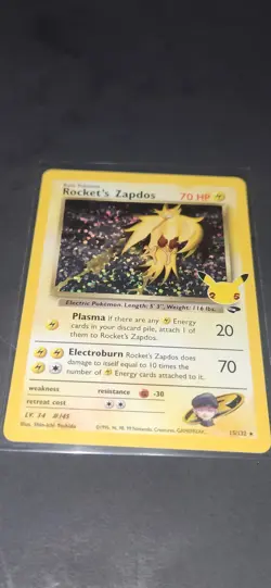 Rocket's Zapdos 15/132 Celebrations: Classic Collection Holo Card - Image 4