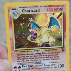 Wizards of the Coast Charizard Base Set Holo Rare 120 HP Pokemon Card 4/102 - Image 5