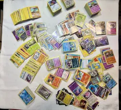 Pokemon Lot Over 1000 Cards Foils !!! - Image 1