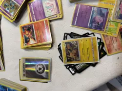 Pokemon Lot Over 1000 Cards Foils !!! - Image 4