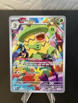 Pokemon TCG Ludicolo 095/094 ME02: Phantasmal Flames Illustration Rare Near Mint - Image 1