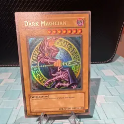 Yu-Gi-Oh! Dark Magician SDY-006 Starter Deck Yugi Ultra Rare Holo Unlimited Eng - Image 1