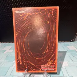 Yu-Gi-Oh! Dark Magician SDY-006 Starter Deck Yugi Ultra Rare Holo Unlimited Eng - Image 2