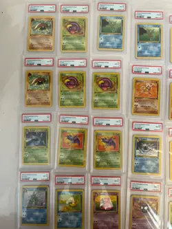 Pokemon 1st edition fossil 30 card lot psa mid grade - Image 2