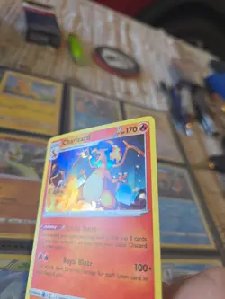 Charizard 025/185 Cracked Ice Deck Exclusive Vivid Voltage Holo Pokemon English - Image 3