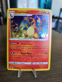 2020 Charizard Pokemon Vivid Voltage 025/185 - Image 1