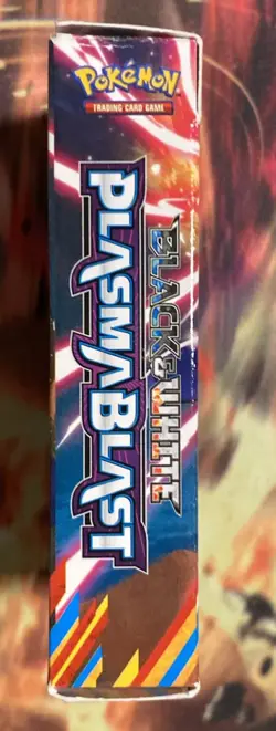 Pokemon TCG Black & White Plasma Blast ETB Empty Elite Trainer Box W/ 58 Sleeves - Image 5