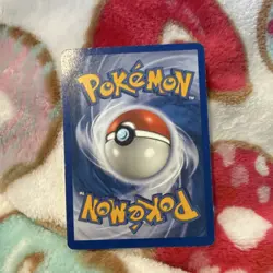 Pokemon Pikachu 124/165 Expedition Common Regular 2002 50 HP English - Image 2