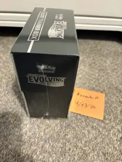 Pokemon TCG Sword & Shield Evolving Skies Elite Trainer Box ETB Sealed - Image 2