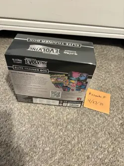 Pokemon TCG Sword & Shield Evolving Skies Elite Trainer Box ETB Sealed - Image 3